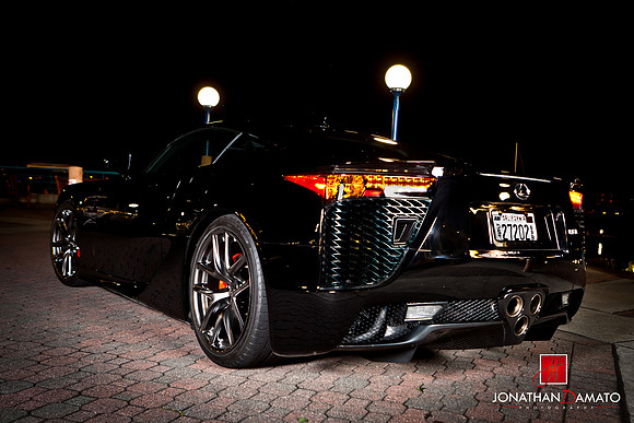 2011 LEXUS LFA