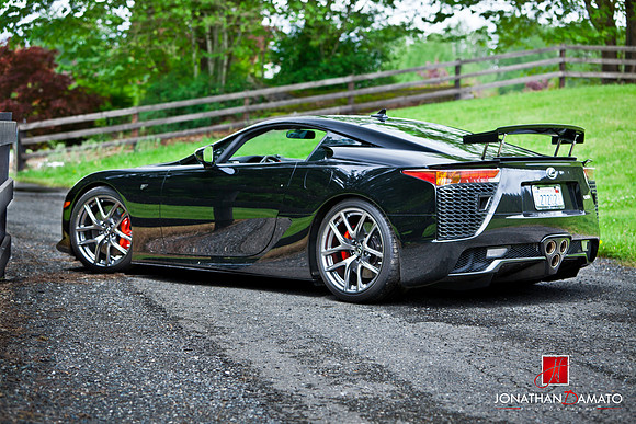 2011 LEXUS LFA