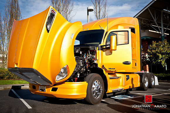 KENWORTH T680 & EXOTICS