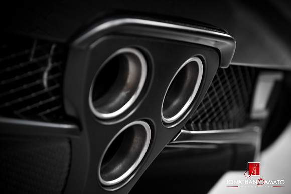 2011 LEXUS LFA